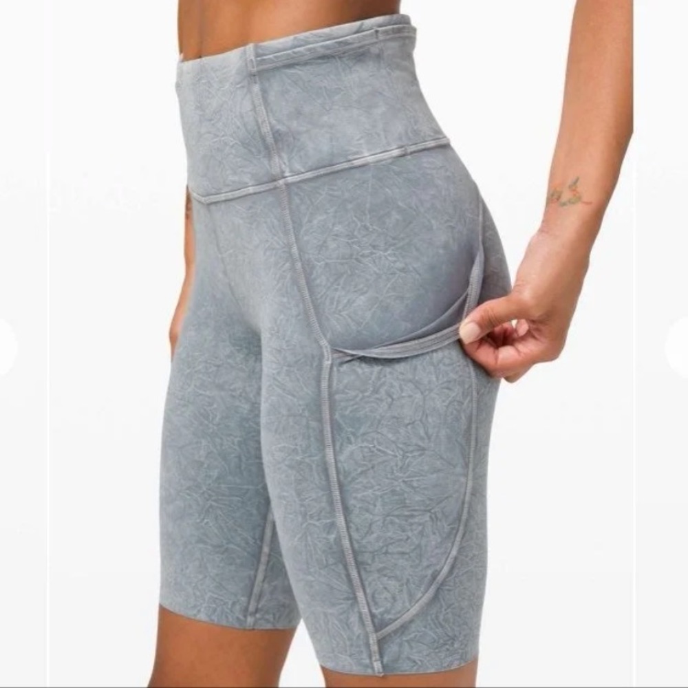 NWT Lululemon Fast and Free HR Short 10”